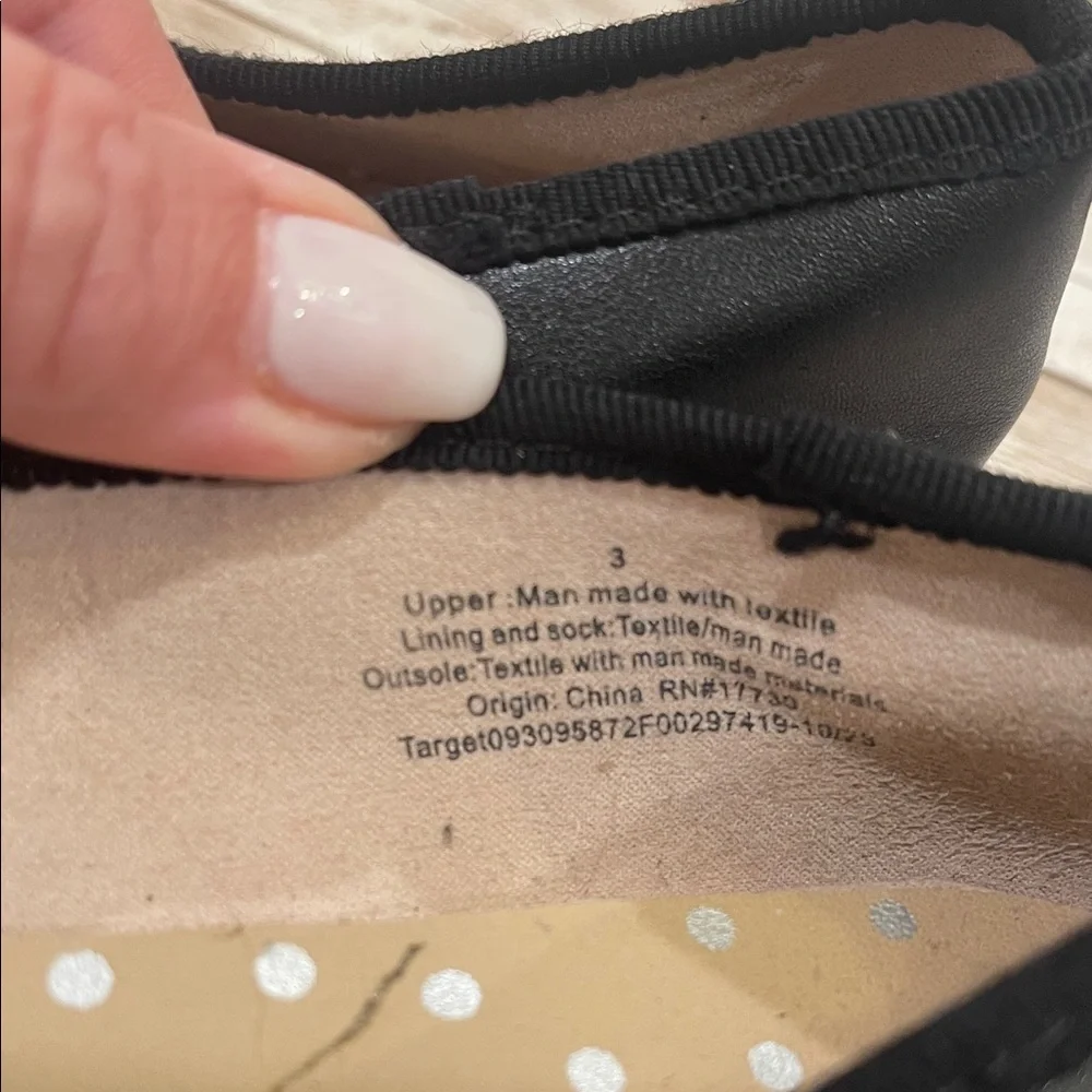 Cat & Jack Black Ballet Flats with Bow Preloved‎